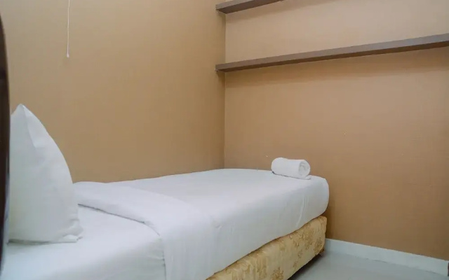 Furnished Green Pramuka City 2BR Apartment near Mall