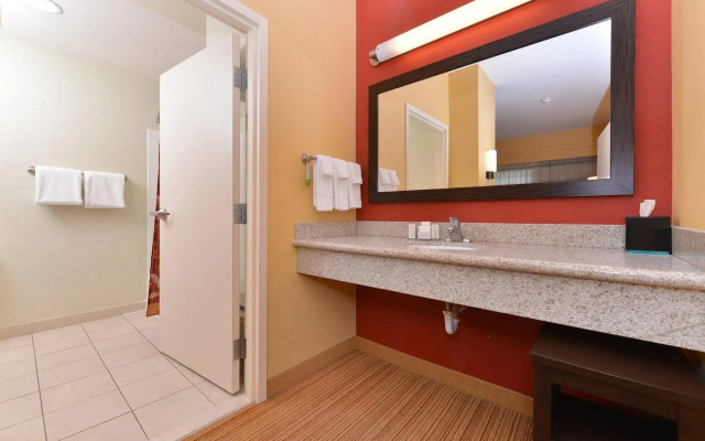 Courtyard by Marriott Burlington Mt. Holly Westampton