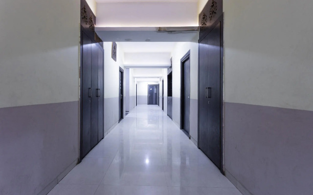 OYO 43611 Hr Resort