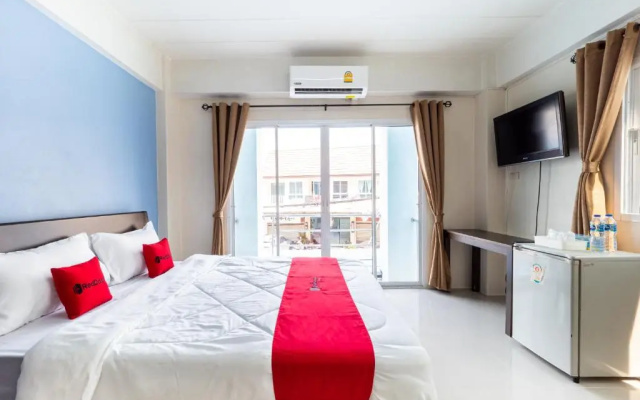 Reddoorz Si Fah At Bangsaen Hotel