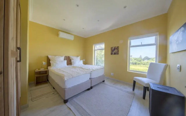 Superior 4-star-apartment Graded by Aa and Tgcsa Close to Constantia Wineroute