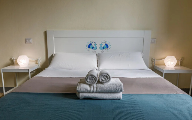 Onlyrooms IV - Sea View & Free Parking