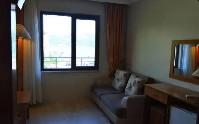 Amasra Pension