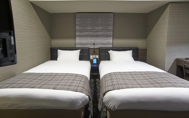 Quintessa Hotel Tokyo Haneda Comic & Books