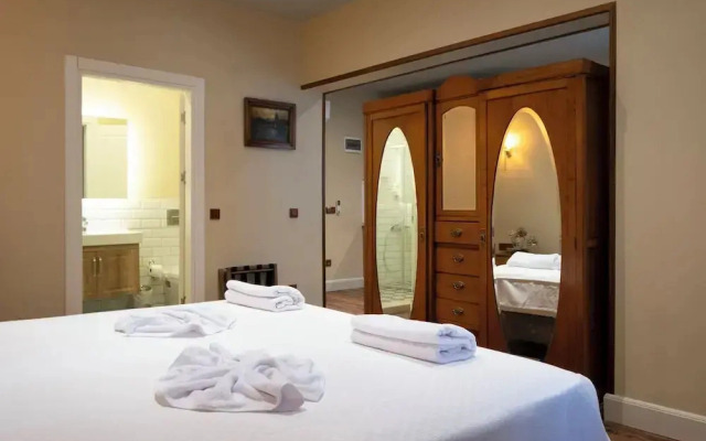 Level Suites