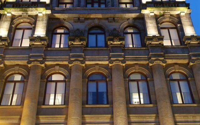 Апартаменты MAX Serviced Apartments Glasgow, 38 Bath Street вид на фасад