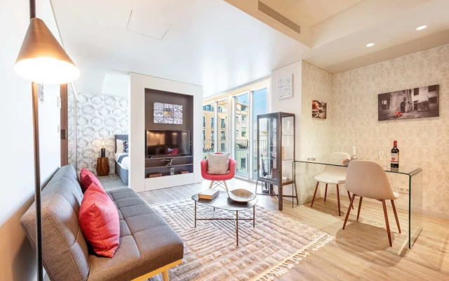 Mid-century Apartment Near Cais do Sodré