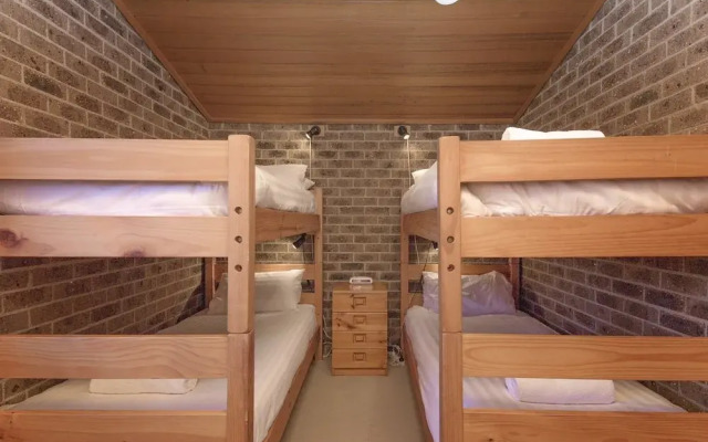 Bundilla 4- Townhouse with Sauna