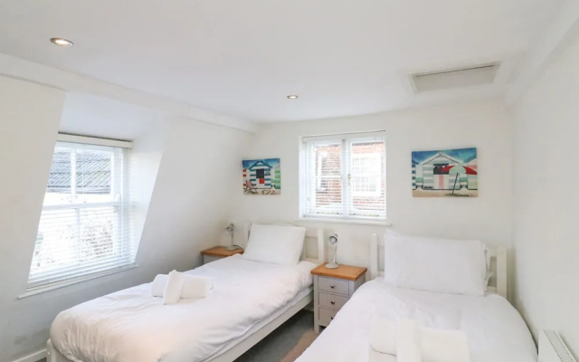 Lobster Cottage