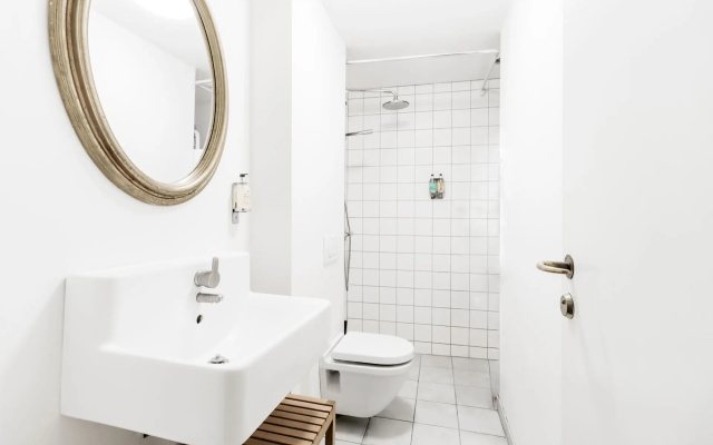130 SQM - NYHAVN/New Harbor Location - 150M to Metro