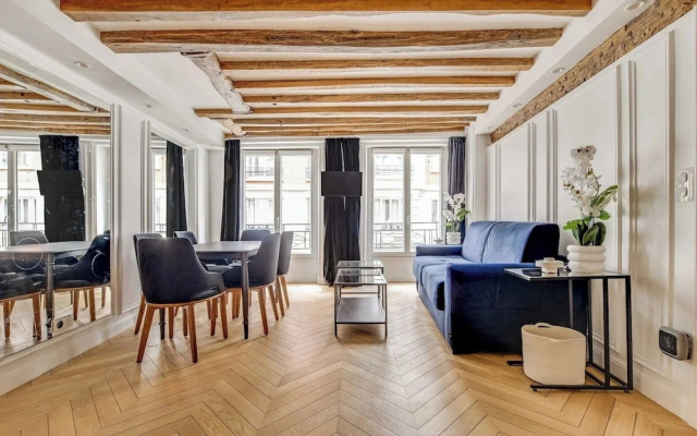 2bdr/5p Apartment au Centre de Paris in Downtown Paris