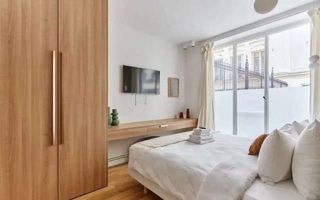 Exceptional Apartment With AC - Heart of Paris