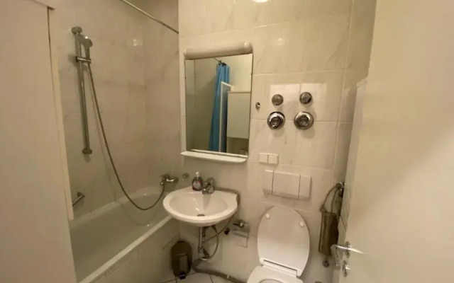 2 Zimmer Appartement am Bismarckplatz Heidelberg