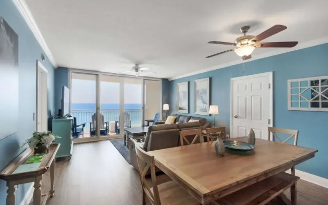 Emerald Beach 2 Bedroom Apartment