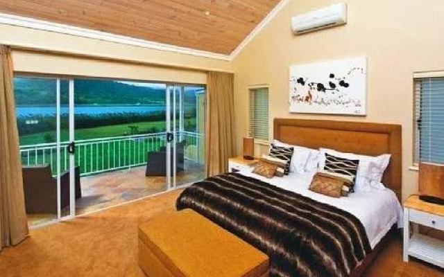 Lake Pleasant Living