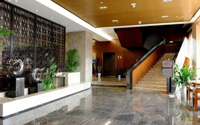 Yannian Huijing Hotel