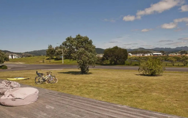 Views on Matarangi - Matarangi Holiday Home