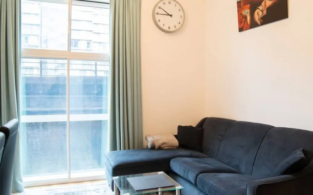 Modern 1 Bedroom Apartment by Battersea Power Station