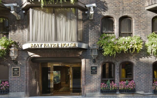 Отель Mayfair House вид на фасад