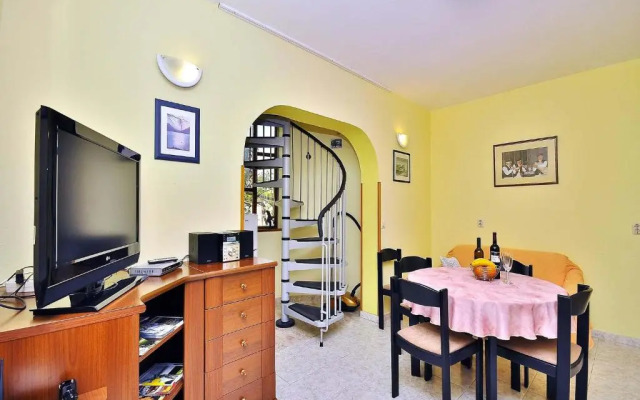 Holiday House Bruno 639