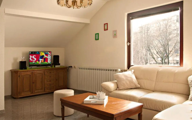 Zagi Apartment 2