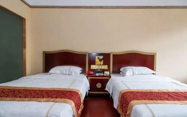 Hua Zi Hotel