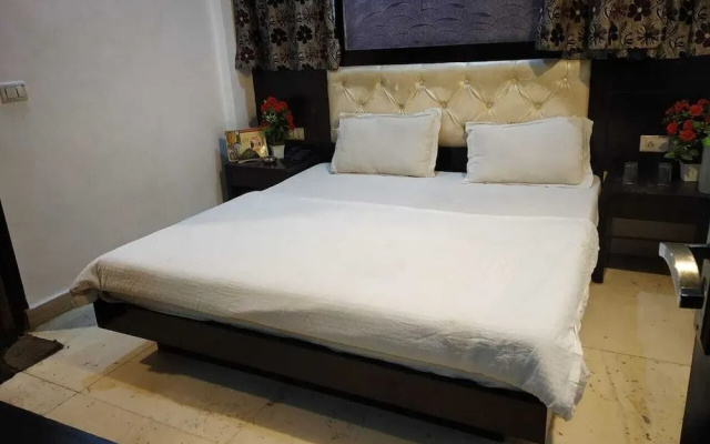 Hotel You  Me by ADB Rooms