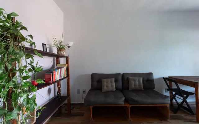 Casa com Churrasqueira a 550m da Praia Itaipua u