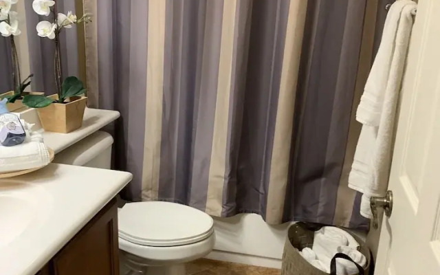3BR Goodyear Home Pvt Pool Sleeps 8