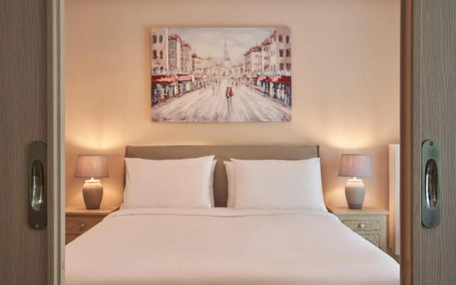 Spirou Merkouri Handcrafted 2BD Home