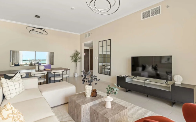 Silkhaus Luxury 2BR Maid Free Beach Access