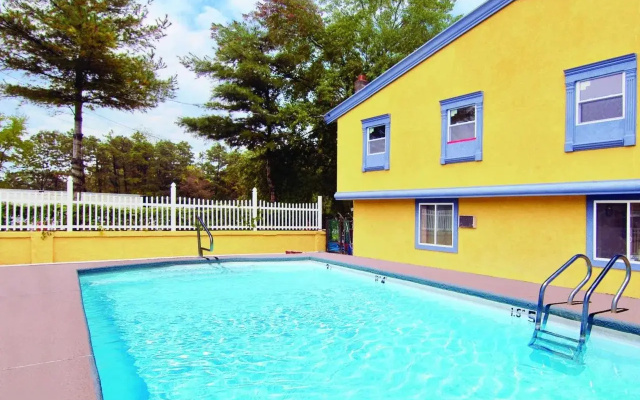 Travelodge by Wyndham Atlantic City