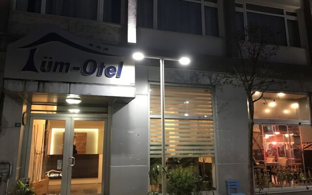 Tum Hotel Эрдек вид на фасад