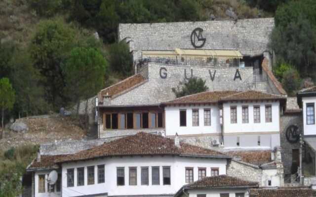 Отель Guva Mangalem Албания, Берат - отзывы, цены и фото номеров - забронировать отель Guva Mangalem онлайн вид на фасад