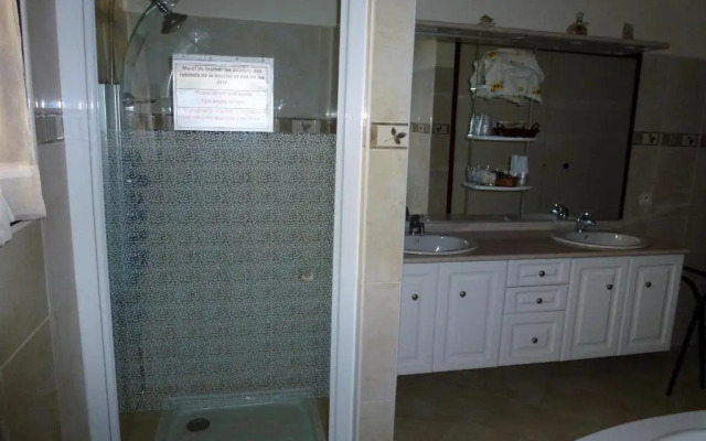 Chambre d'hôtes La Pinede