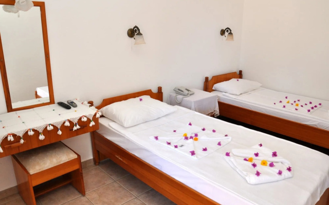 Gloria Tibi Jarra Hotel