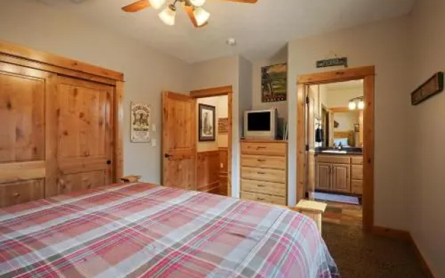 5 Vine Maple - Golf View - 6BR/6BA