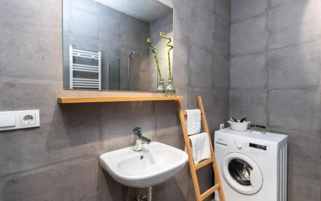 Wehost Apartment Close to Agmashenebeli