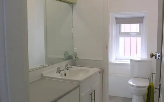 Winchester Street Apartment