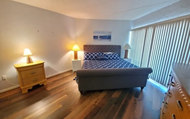 Island House G234 2 Bedroom Condo by Redawning