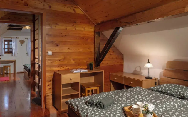 Authentic Wooden House Sleme