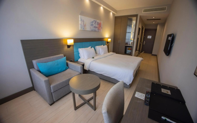 Hilly Hotel
