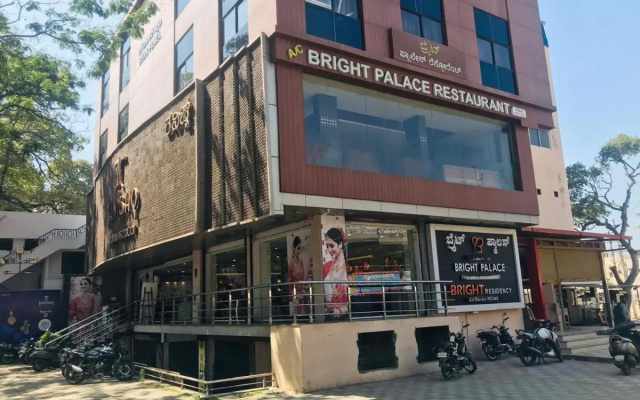 STAYMAKER Bright Palace Residency