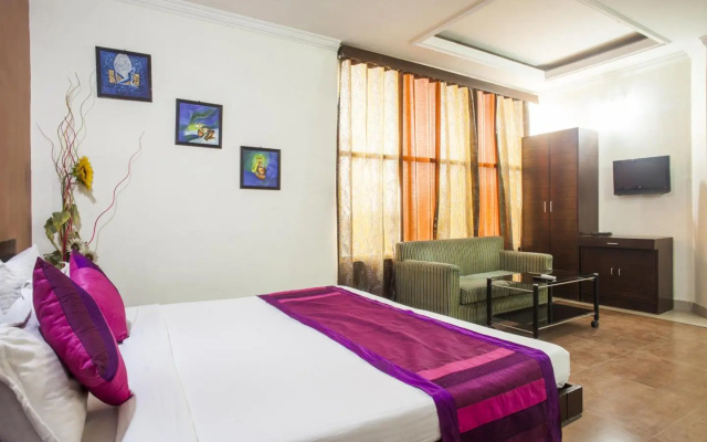 Hotel Om Paradise Near IGI Delhi Airport