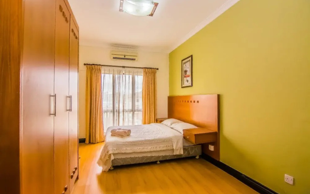 Marina Travellers Suite Marina Court