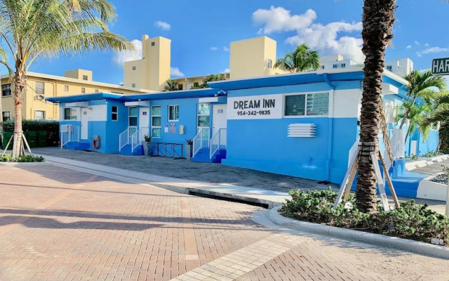 Dream Inn Hotel