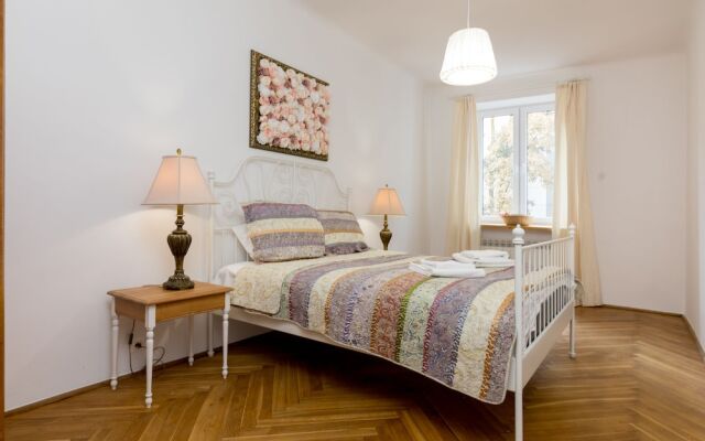 Апартаменты Royal Route Apartment for 10 people Варшава комната для гостей