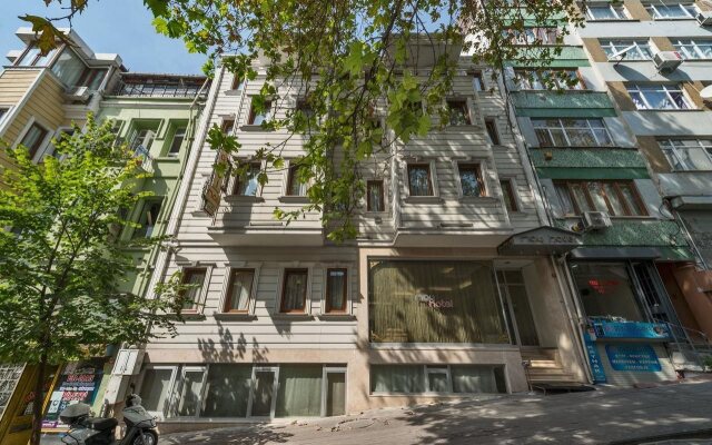 May Hotel Турция, Стамбул - 4 отзыва об отеле, цены и фото номеров - забронировать отель May Hotel онлайн вид на фасад