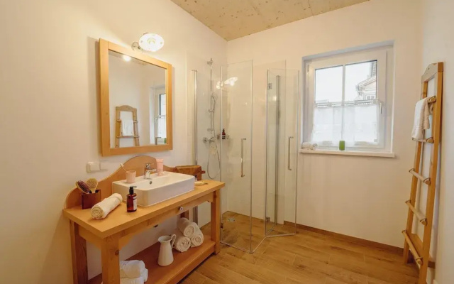 Chalet Near Lake Grundlsee With Sauna