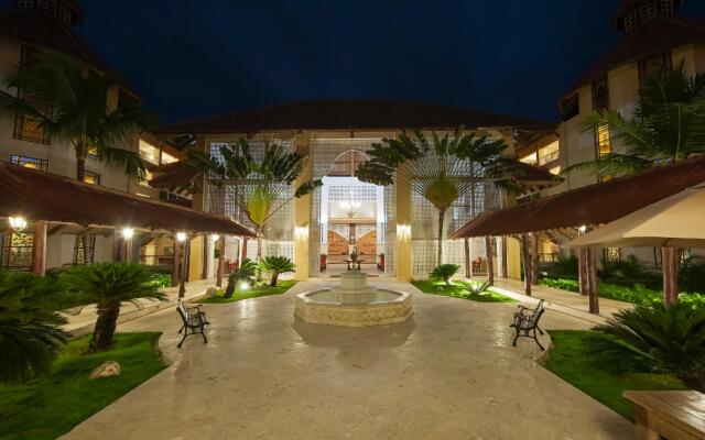 Отель Occidental Caribe - All Inclusive вид на фасад